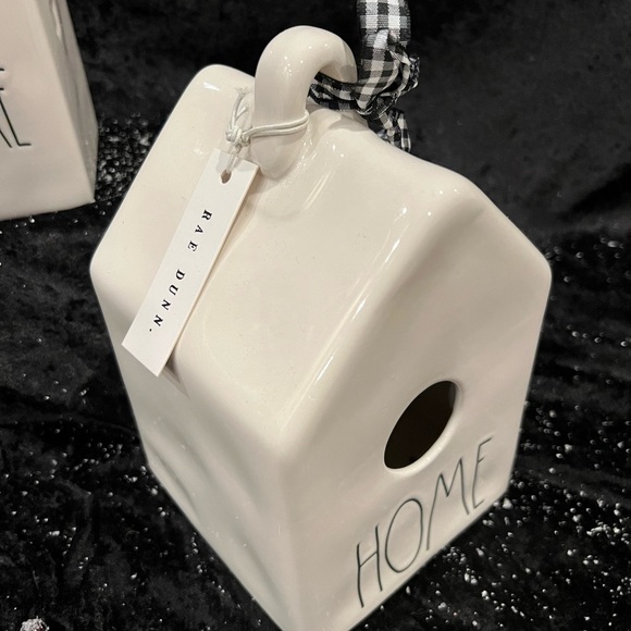 ⭐️BOGO FREE⭐️ NWT Rae Dunn “Birdhouse” Planters - Picture 4 of 10